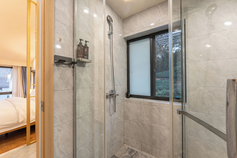 Bathroom 5, The Tea & Bamboo Retreat, Hangzhou