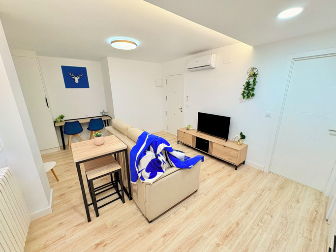 Living area 2, - APARTAMENTOS BIRIDE -, Albacete