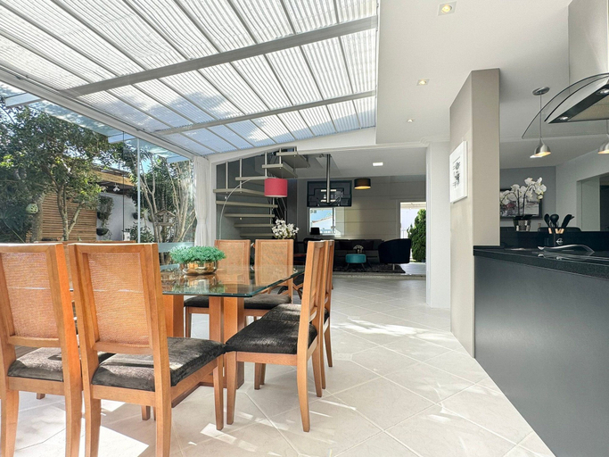 Food & Drinks 4, Casa Moderna e Aconchegante, Florianopolis