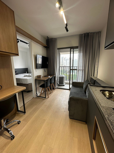 Room 4, TrevizZo Teodoro Sampaio, São Paulo