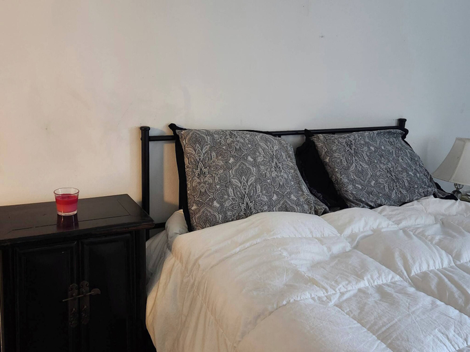 Room 4, 1 bd Apartment Sleeps 4- 20 Mins From Everything!, Toronto