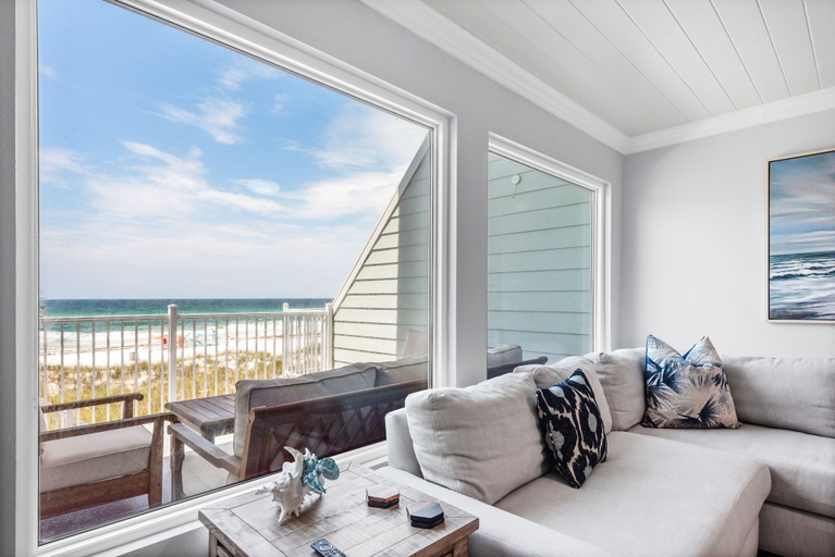 Living area 3, 2BR Beachfront Townhome on PCB West End + Free Tix: Dolphin Cruise & More!, Bay
