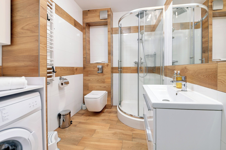 Bathroom 3, RentPlanet - Apartamenty Bawaria, Jelenia Góra