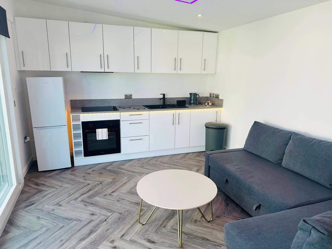 Living area 5, 'the Garden Room' Studio, Sleeps 2 - Wifi, Parking, Edinburgh