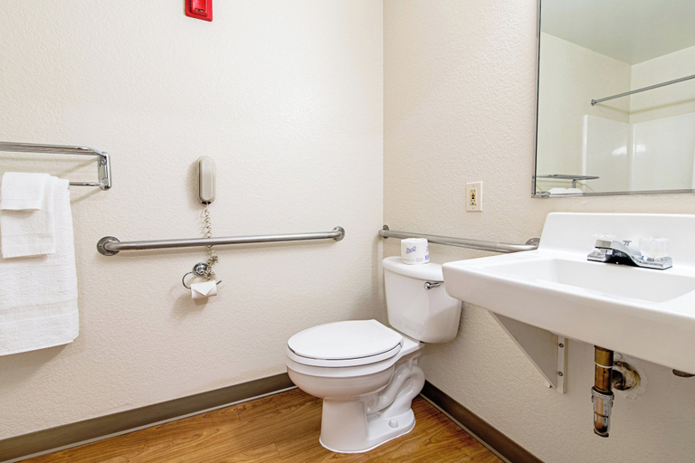 Bathroom 4, HomeTowne Studios by Red Roof Tacoma - Puyallup, Pierce