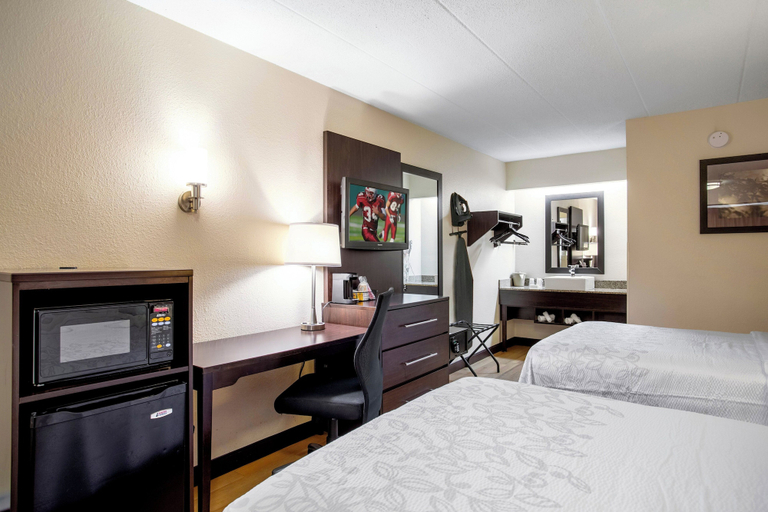 Bedroom 3, Red Roof Inn PLUS+ Washington DC - Manassas, Prince William