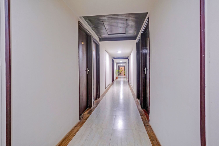 Lobby 5, Oriva The Regalia - Nr. Deltin Royale, North Goa