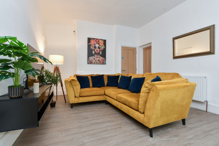 Room 2, Contractor-friendly 6BR 6 En-suites Free Parking, Kent