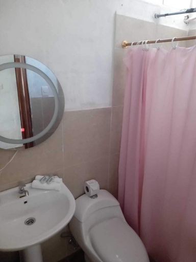 Bathroom 5, Casa de Alexis, San Cristóbal