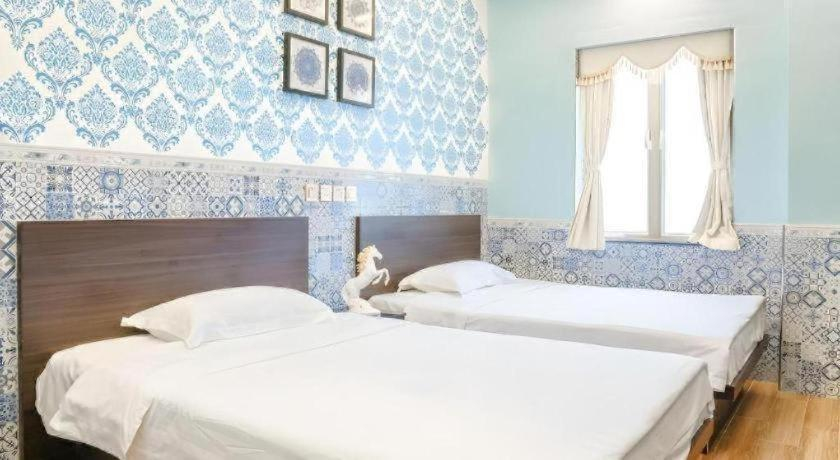 Bedroom 2, Hou Kong Hotel, Macao