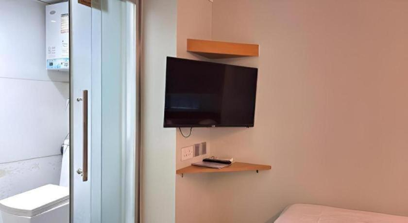 Bedroom 3, I-Hotel, Kowloon