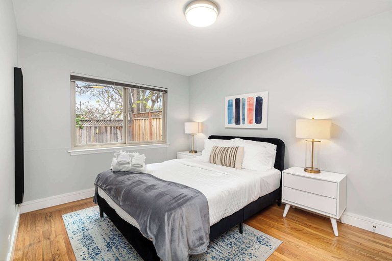 Room 2, @ Marbella Lane - Immaculate & Cozy 3BR Home, Santa Clara
