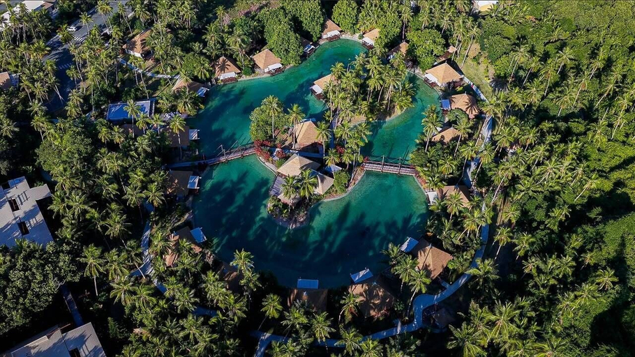 Aerial view 5, HOTEL WADRA BAY, Lifou