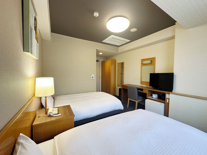 Bedroom 4, Hotel Route Inn Tajimi Inter, Tajimi