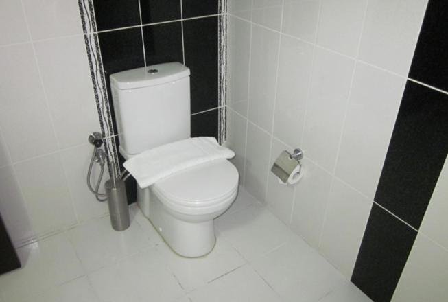Bathroom 3, OTEL KING, Merkez