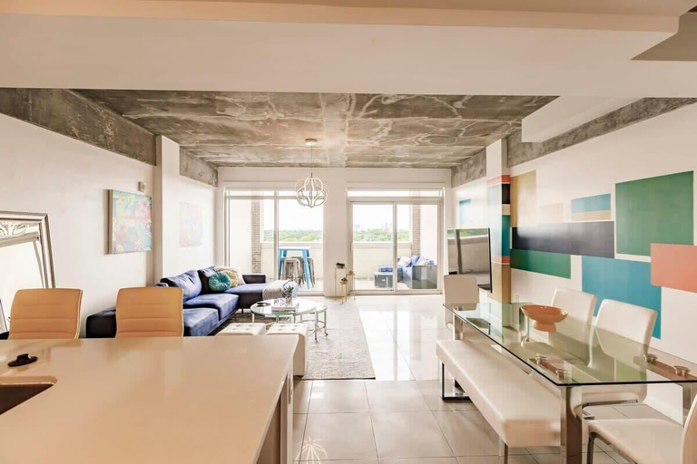 Food & Drinks, Hang Ten- Large Townhome, lux Amenities, Parking, Miami-Dade