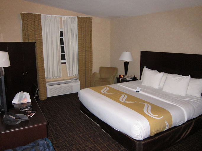 Room 3, FairBridge Inn Arlington, Snohomish