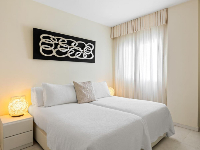 Room 2, Dos Dormitorios en Las Gaviotas, Málaga