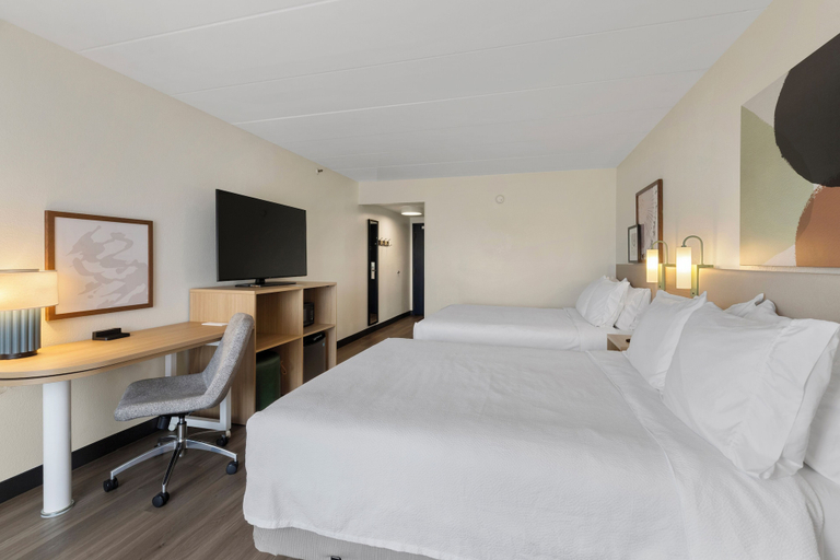 Bedroom 3, Spark by Hilton Waynesboro, Waynesboro