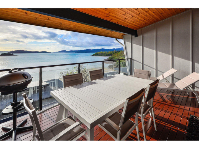 5, Shorelines 31 - Hamilton Island, Whitsunday