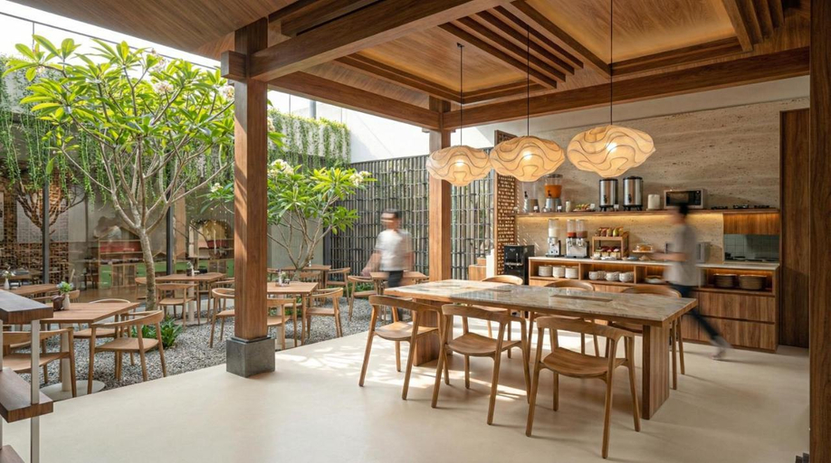4, Astavana Suites Batubelig, Badung