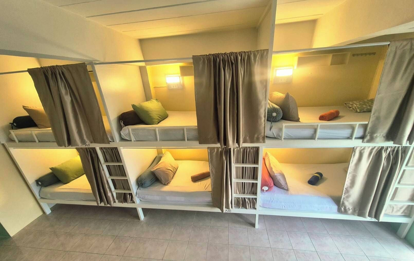 Bedroom, DK1 Hostel, Ko Samui