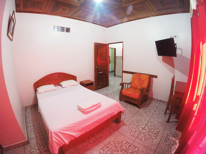 Room 5, BELLO ORIENTE, Maynas