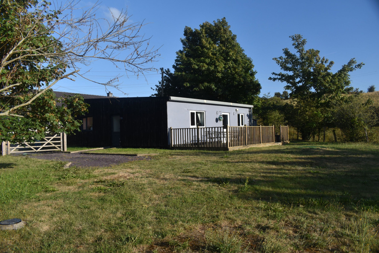 Primary image