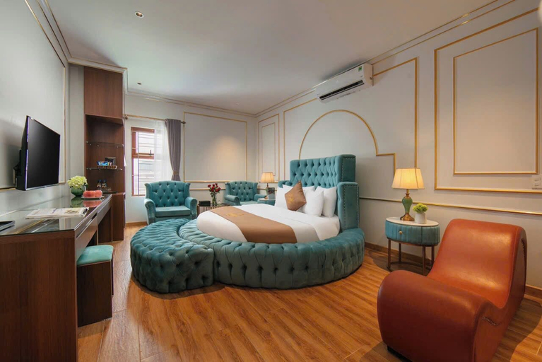Room 4, Paris Hotel Que Vo, Quế Võ