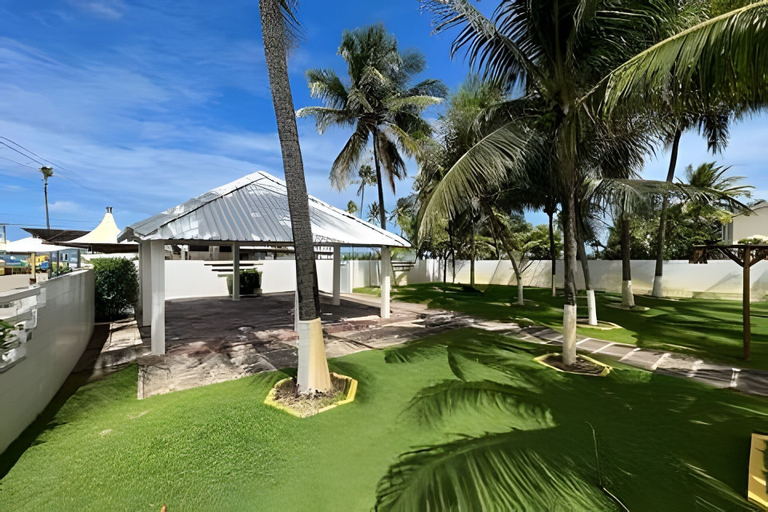 Property grounds 3, Village Praia de Guarajuba, Camaçari
