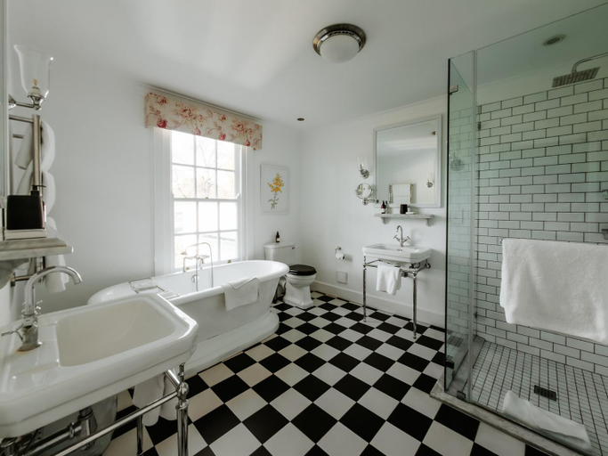Bathroom 5, Drostdy Hotel , Cacadu