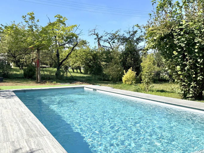 Sport & Beauty, La Belle-Vie Geneve - Suite Deluxe & salle de bains privee - NEW POOL !, Genève