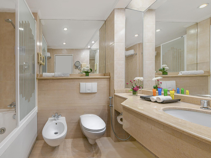 Bathroom 5, Sonesta Hotel Tower & Casino Cairo, Nasr City 1