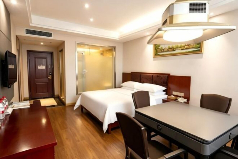 Bedroom 3, Vienna Classic Hotel (Tongren Jiangkou), Tongren