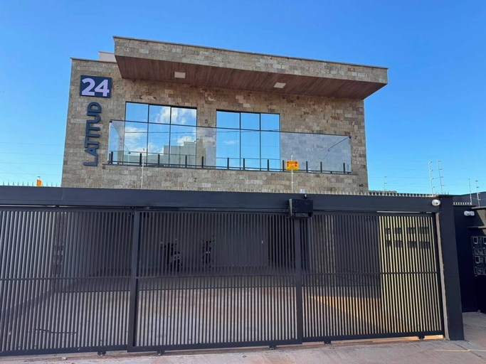 Exterior 3, Latitud 24, Formosa