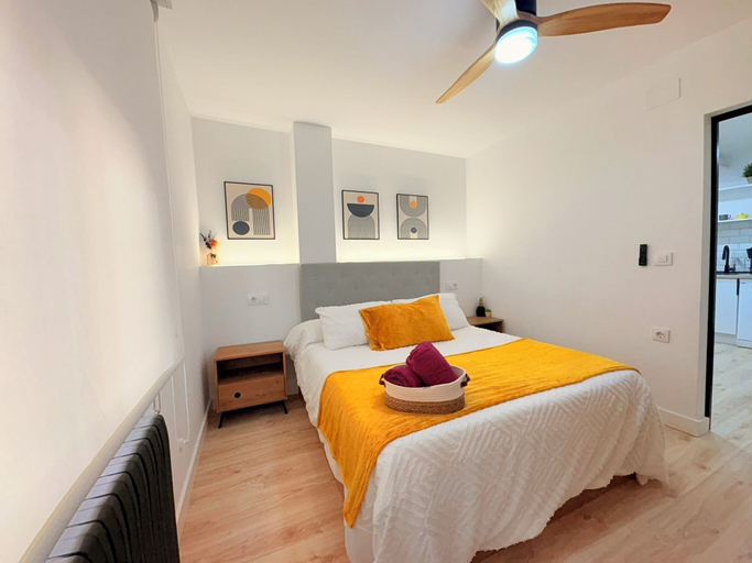 Room 4, - APARTAMENTOS BIRIDE -, Albacete