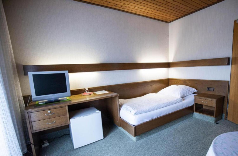 Bedroom 3, Landhotel Jagerhof, Bayreuth