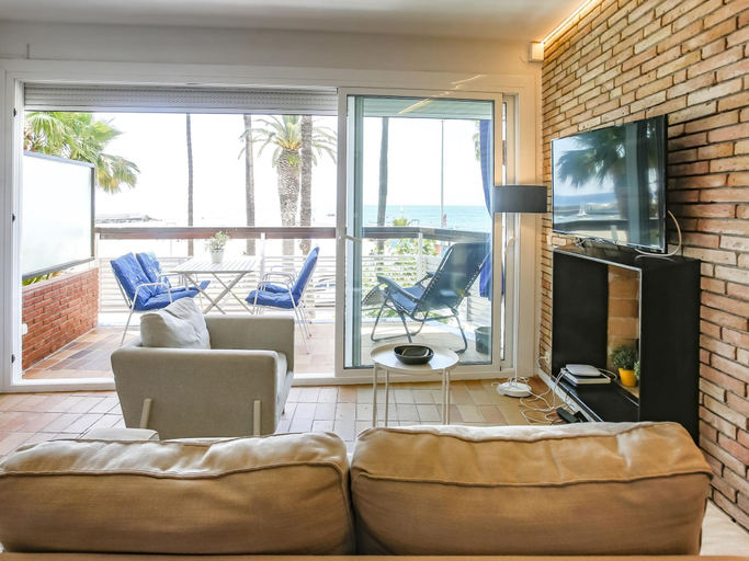 Room 5, Frenta al mar Reci n Reformado Pen Lope, Barcelona