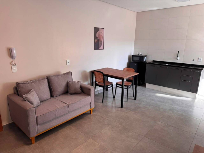 Living area 2, Latitud 24, Formosa