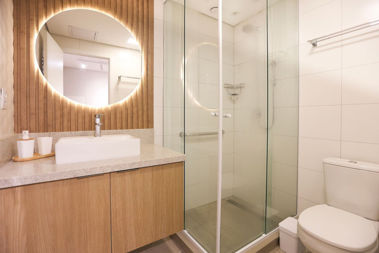Bathroom 4, Studio Shopping OKA Floripa - SOK108, Florianopolis