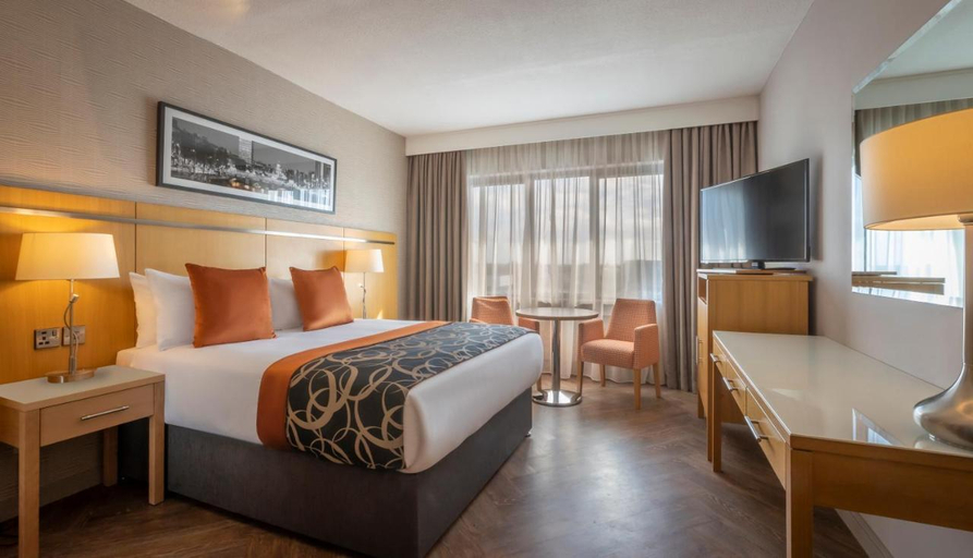 Bedroom 3, Clayton Hotel Liffey Valley, Dublin