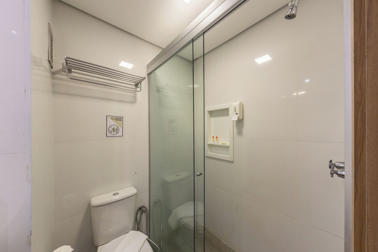 Bathroom 4, Address by Bhomy, São Paulo