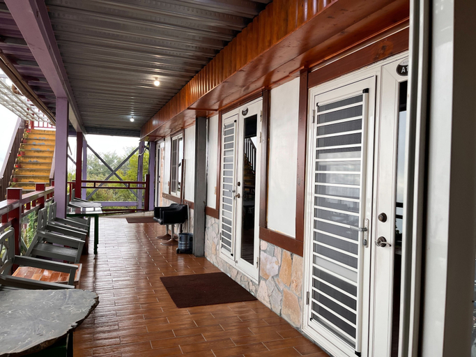 Property grounds 5, shepherd B&B-Qingjing Grassland Branch, Nantou