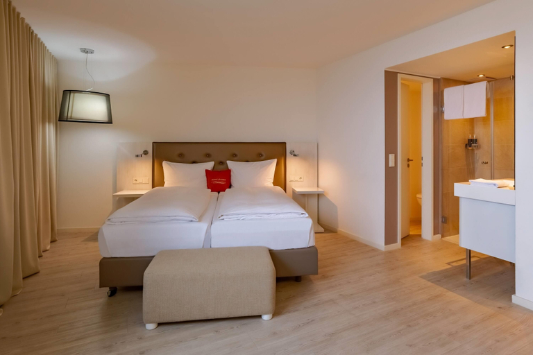 Bedroom 2, elaya hotel kleve, Trademark Collection by Wyndham, Kleve