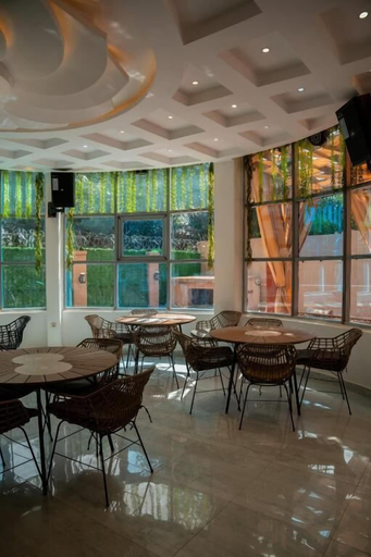 Dining 4, Yankers Royal hotel, Lubumbashi