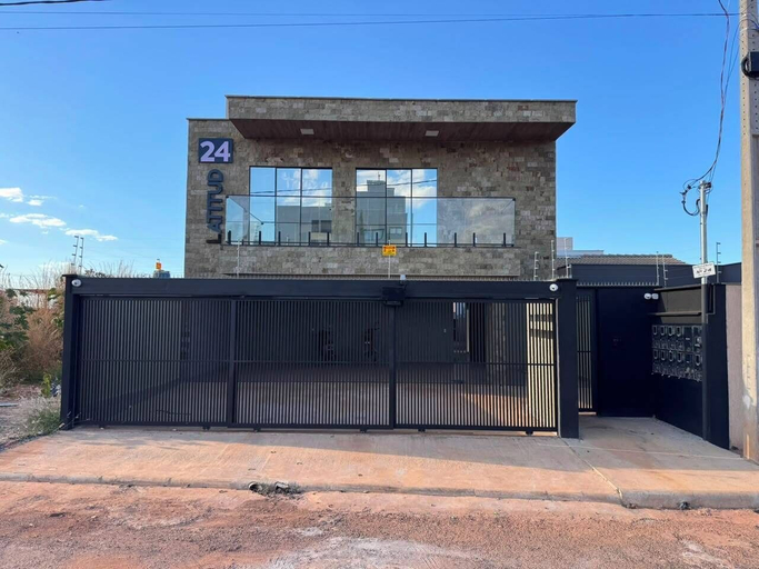 Exterior 4, Latitud 24, Formosa