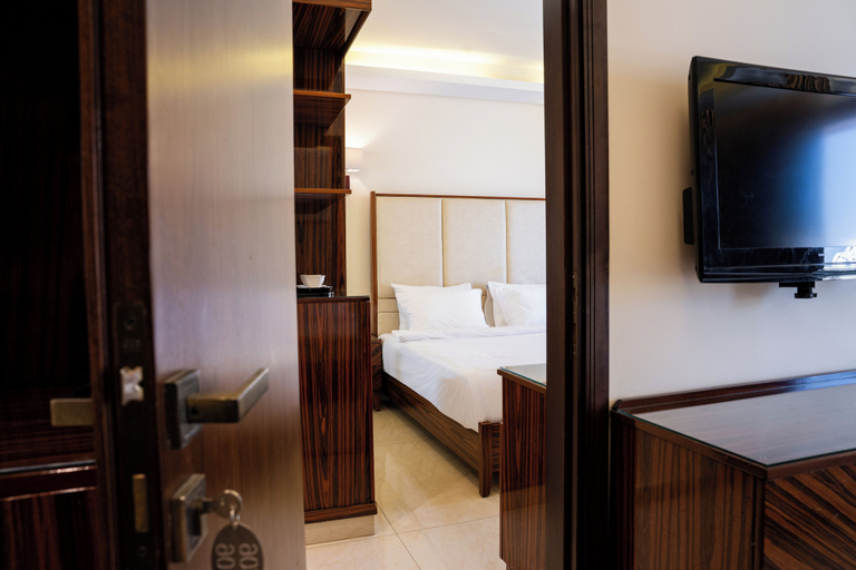 Bedroom 4, Grand Concerto Hotel, Beirut