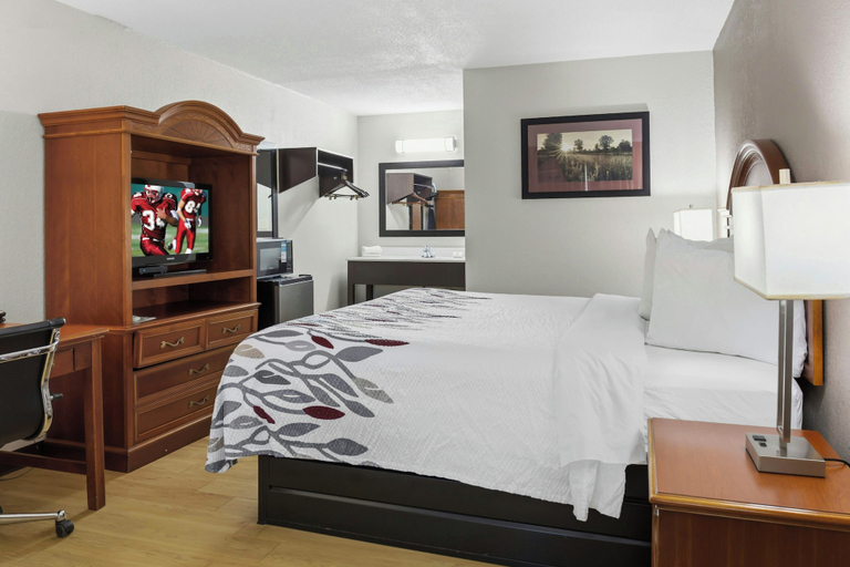 Bedroom 3, Red Roof Inn Wheelersburg, Scioto