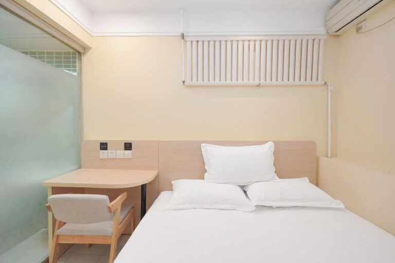 Room 5, Elong ME Hotel (Beijing Zuojiazhuang), Beijing