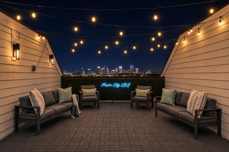 Room 1, 2 Rooftop Homes - Sleeps 24 - Near Geodis Park, Davidson
